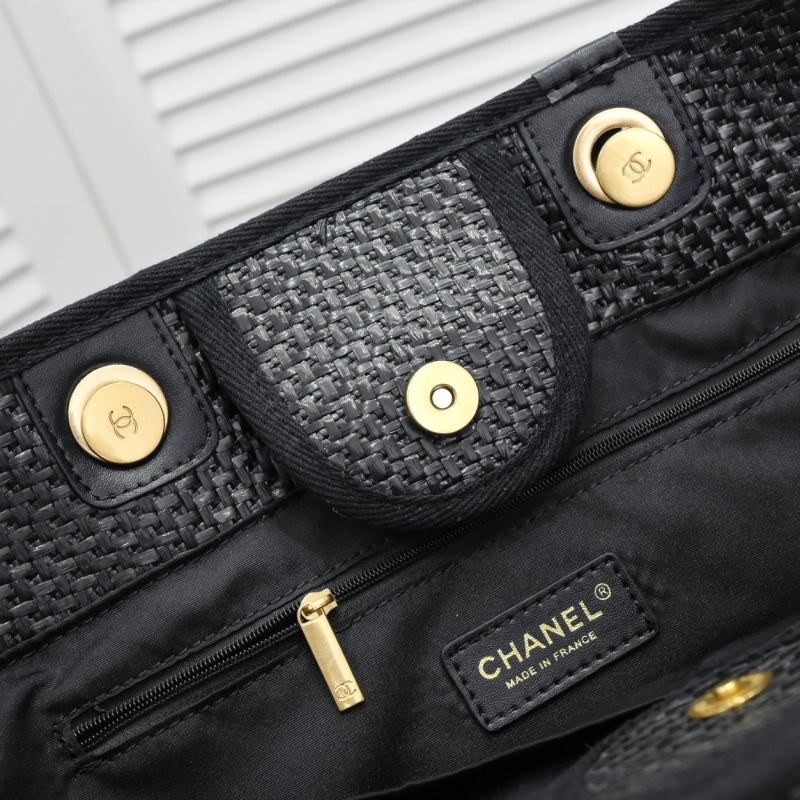 Ch**el shopping bags